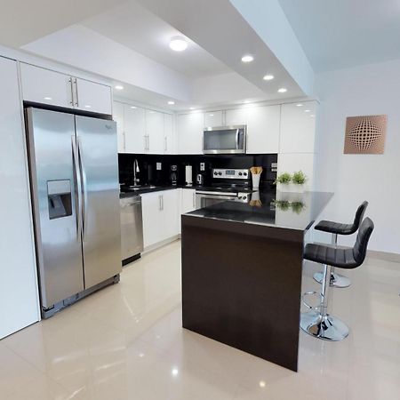 Ocean Reserve Condo By Flatsaway Miami Beach Kültér fotó